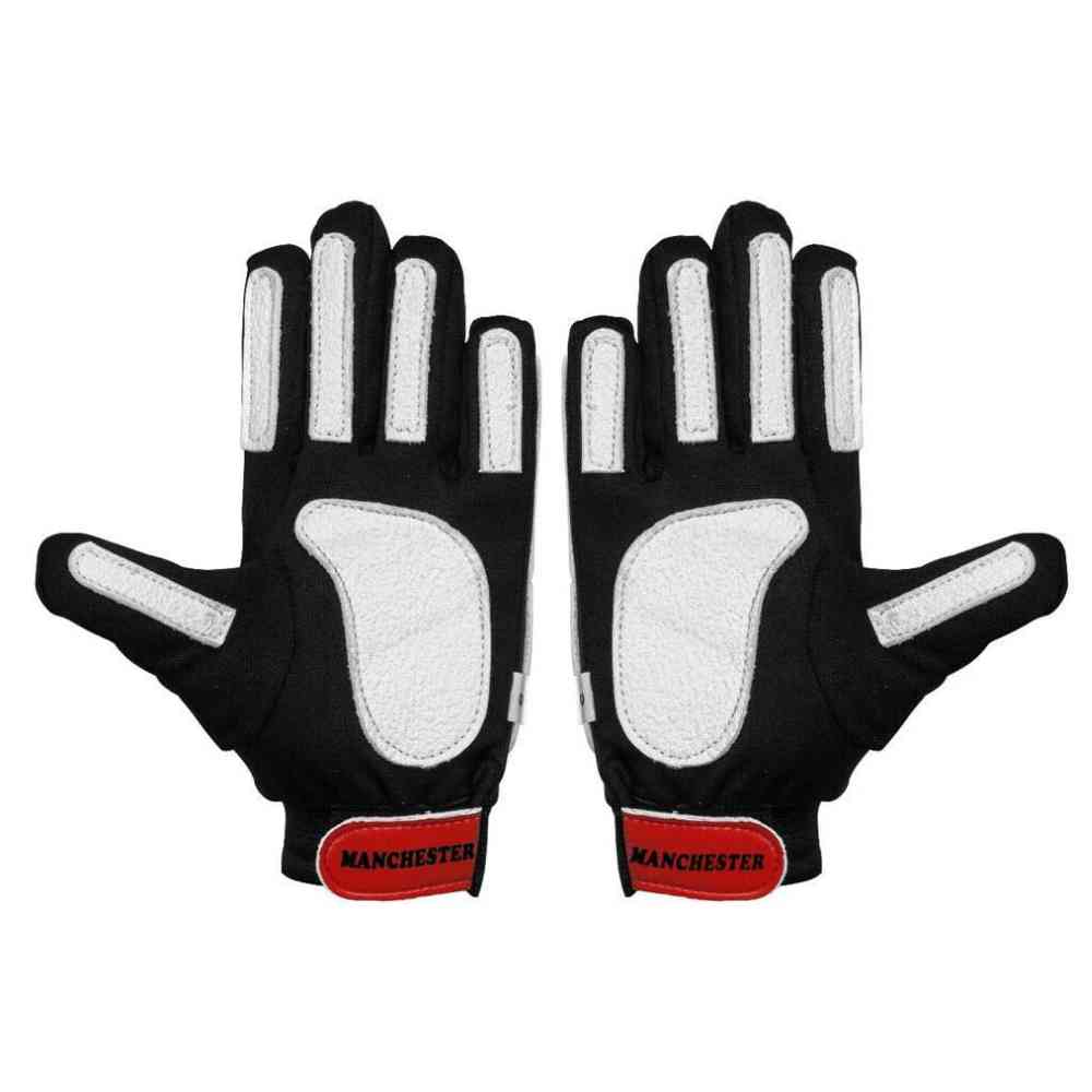 Junior Goalkeeper Gloves: Strong grip for tough saves and finger protection (Manchester United)