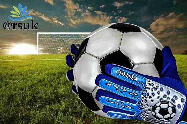 Kids' Goalkeeper Gloves – Roll Cut Design & Finger Protection